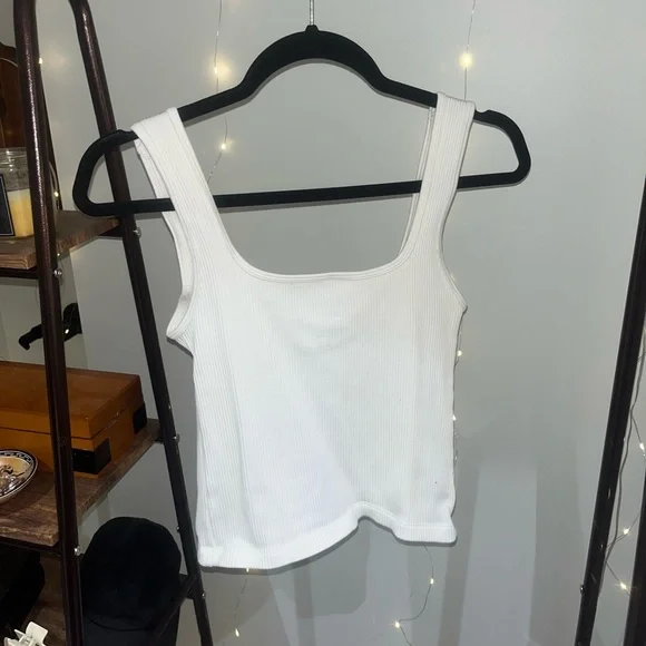 DYNAMITE Ribbed Crop Tank S - Picture 2 of 2